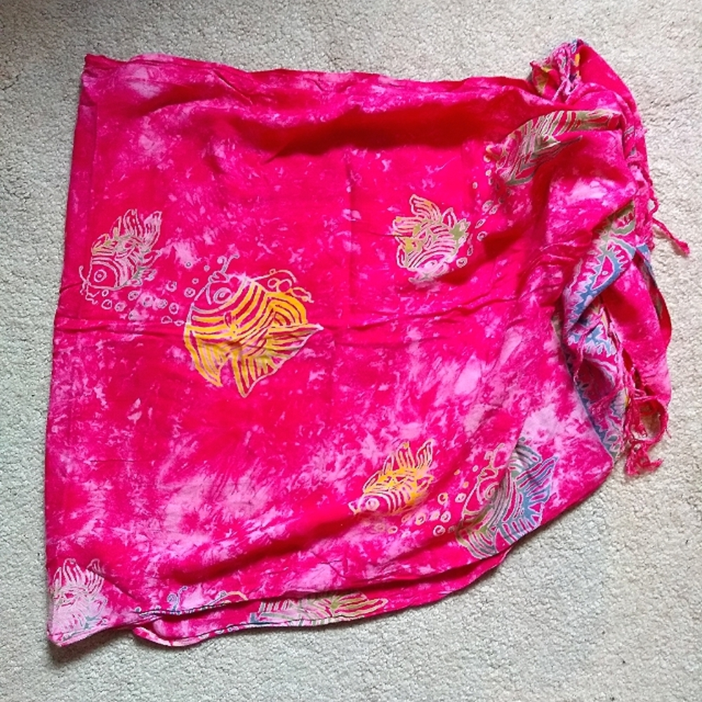 Tropical 🐠 Pink Hary Dary Sarong